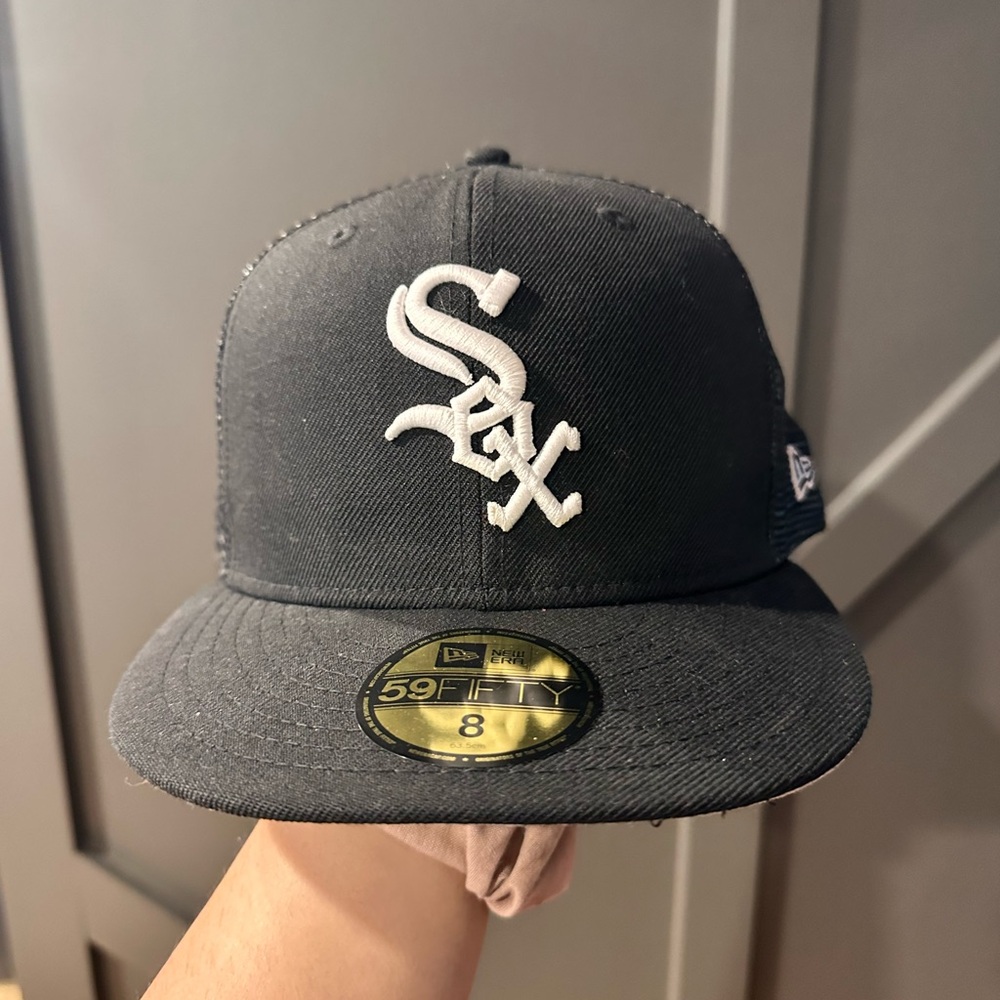 New Era Black White Sox Hat